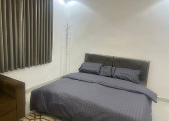 استديو بسريرين فردية