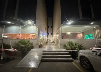 استديو هادئ بسرير ماستر 