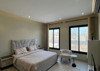 استديو بسرير ماستر ودخول ذاتي