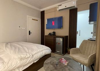استديو بدخول ذاتي 