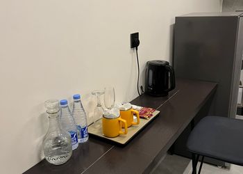 استديو بسرير ماستر وجلسة جانبية 