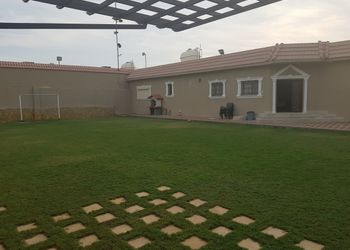 استراحة بصالة ومسبح 