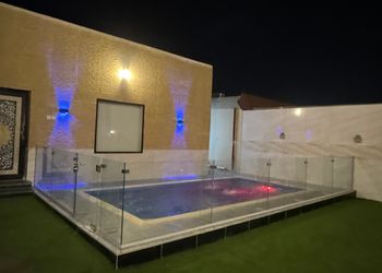 شاليه بمسطح اخضر و مسبح