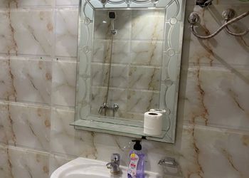 شقة بغرفتين نوم وصالة 