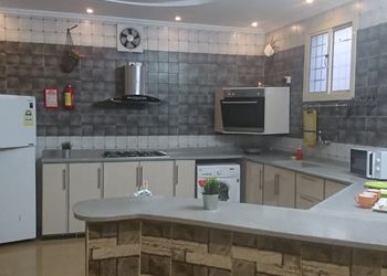 دور علوي مع بيت شعر و3 غرف نوم