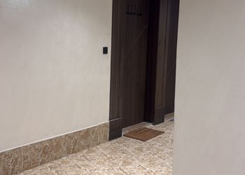 استديو هادئ بسرير ماستر 