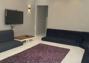 شاليه بمسبح وألعاب مائية