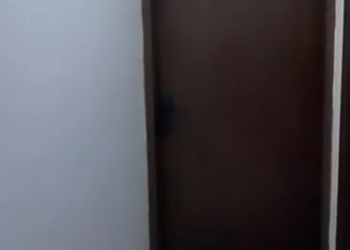 استديو بسرير ماستر وجلسة جانبية 