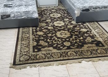 شقة بغرفتين نوم وصالة ومجلس