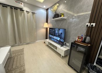 استديو بدخول ذاتي ومدخل جانبي 