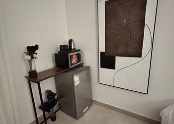 استديو بسرير ماستر وجلسة جانبية