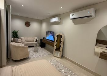 استديو هادئ بسرير ماستر 
