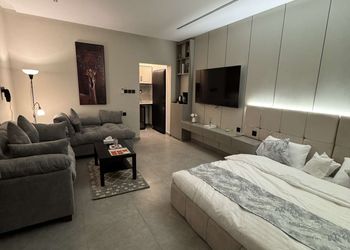 استديو بتصميم أنيق ودخول ذاتي