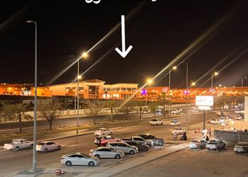 شقة فندقية غرفة نوم وصالة مطبخ 