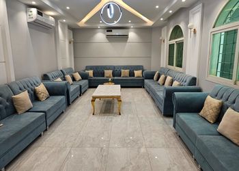 وحدة دور ارضي بغرف نوم ومجالس فاخرة