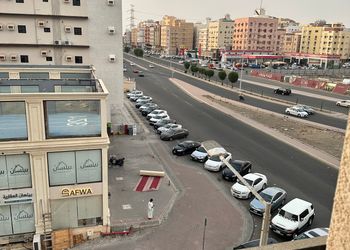 غرفه بسرير ماستر ودخول ذاتي