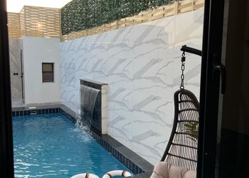 استراحة عائلية بمسبح و جلسة خارجية