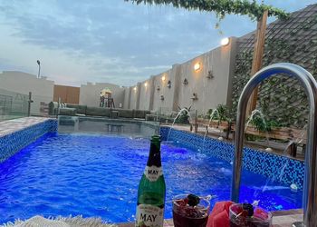 كوخ ريفي بمسبح والعاب مائية