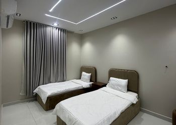 شاليه بألعاب أطفال وجلسة خارجية 
