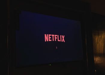 شقة بغرفه نوم ودخول ذاتي