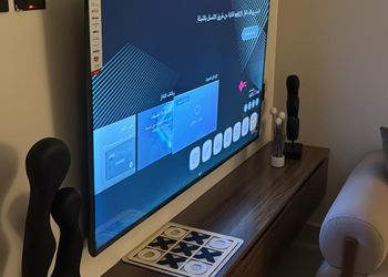 شقة بغرفة معيشة وغرفة نوم  