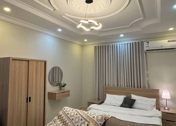 استديو بتصميم انيق ودخول ذاتي
