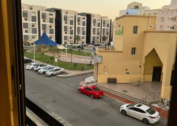 شقة بصالة وغرفة نوم