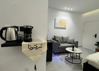 استديو بسرير ماستر ودخول ذاتي