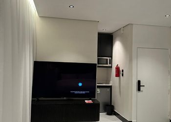 استديو بتصميم انيق و هادئ