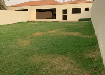 استراحة بمجلسين ومسطح اخضر