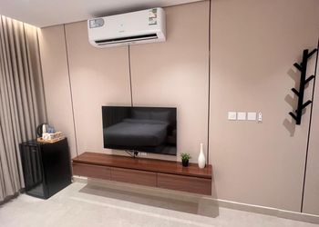 استديو بدخول ذاتي وتصميم هادئ 