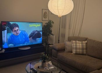 شقة بغرفتين نوم وصالة