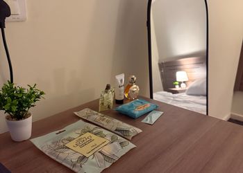 استديو بسرير ماستر