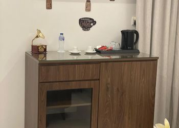 شقة بصالة أنيقة وغرفة نوم 
