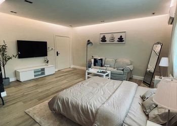 استديو بدخول ذاتي وسرير مريح 