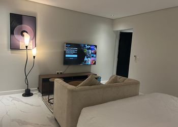 استديو بدخول ذاتي وسرير مريح