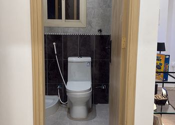 استديو بأثاث مريح وبسيط 