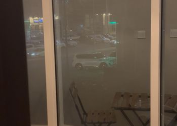 شقة بغرفة معيشة وغرفتين نوم 