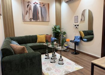 شقة بغرفة معيشة وغرفة نوم 