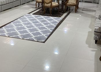 استراحة بمجلس وفناء خارجي 