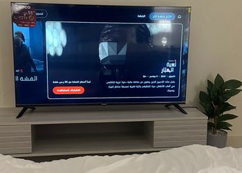 استديو بأثاث مريح وبسيط 