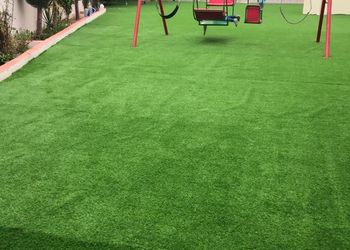 استراحة بملعب كرة طائره (قسمين)
