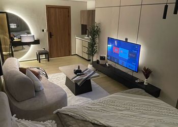استديو هادئ بسرير ماستر 