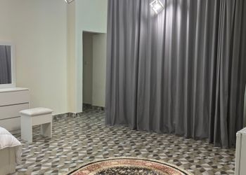 استديو هادئ بسرير ماستر 