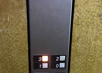 شقة بغرفة معيشة وغرفة نوم 
