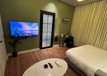استديو هادئ بسرير ماستر 