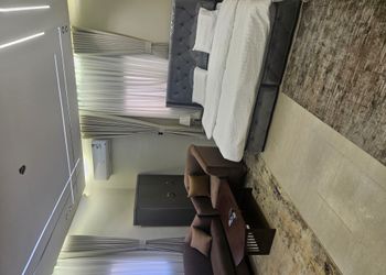 استديو بسرير ماستر