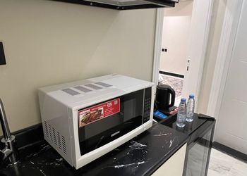 استديو بسرير ماستر
