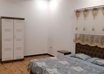 شاليه بصالة ومسبح داخلي