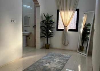 استراحة بمجلس رجال ونساء